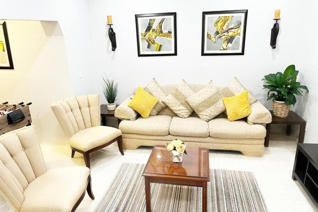 Amazing & Cozy Duplex Near Zoo Miami ! Villa ภายนอก รูปภาพ