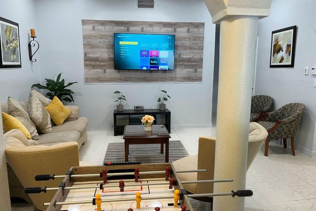 Amazing & Cozy Duplex Near Zoo Miami ! Villa ภายนอก รูปภาพ
