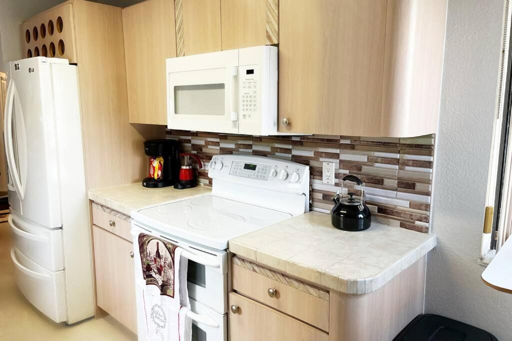 Amazing & Cozy Duplex Near Zoo Miami ! Villa ภายนอก รูปภาพ